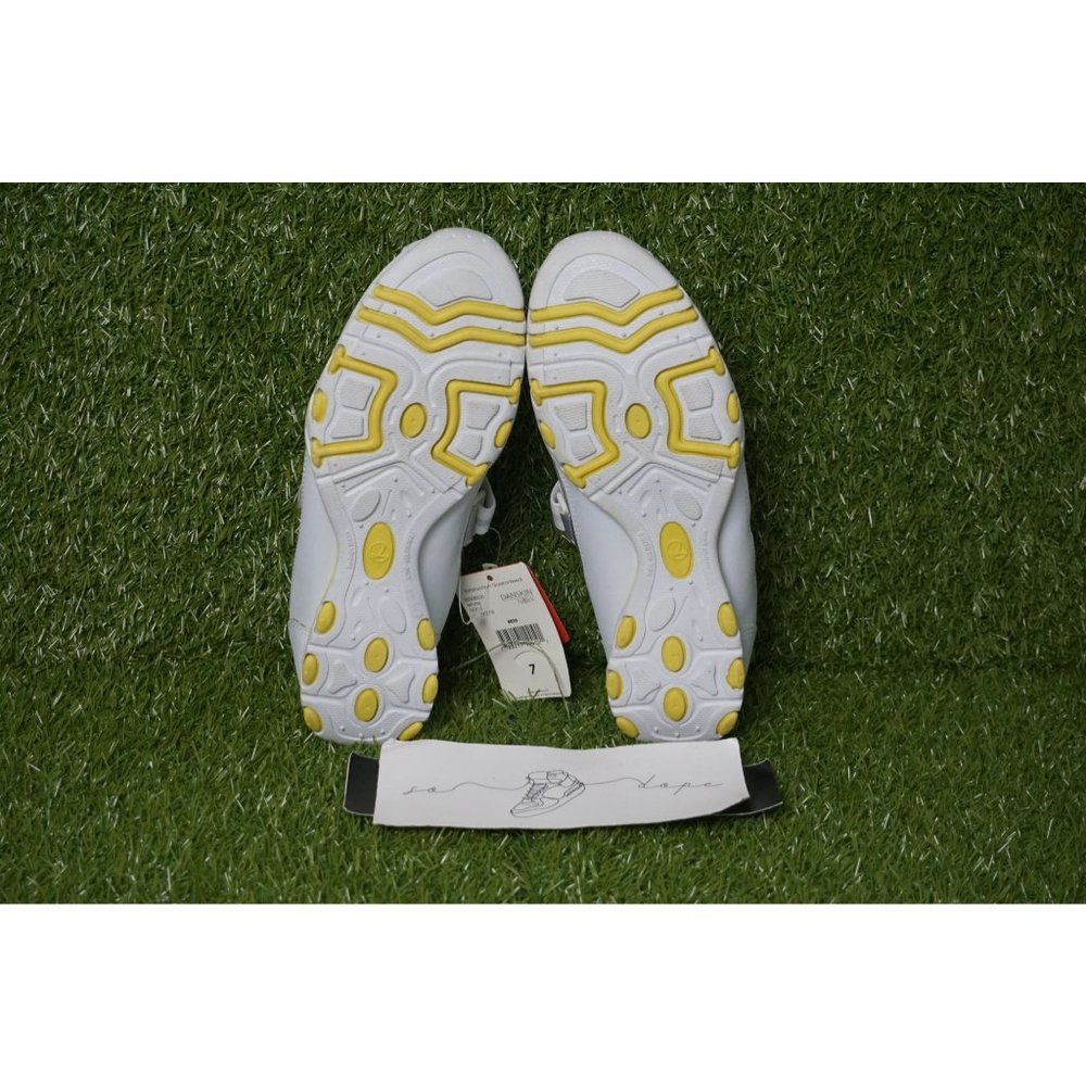 Danskin Now Leather White Flats - Women's 7 - Picture 6 of 8
